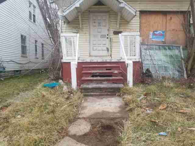 30425478_1584019355679 (1).jpg